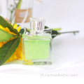 Glinsterende glazen fles kamer spray
